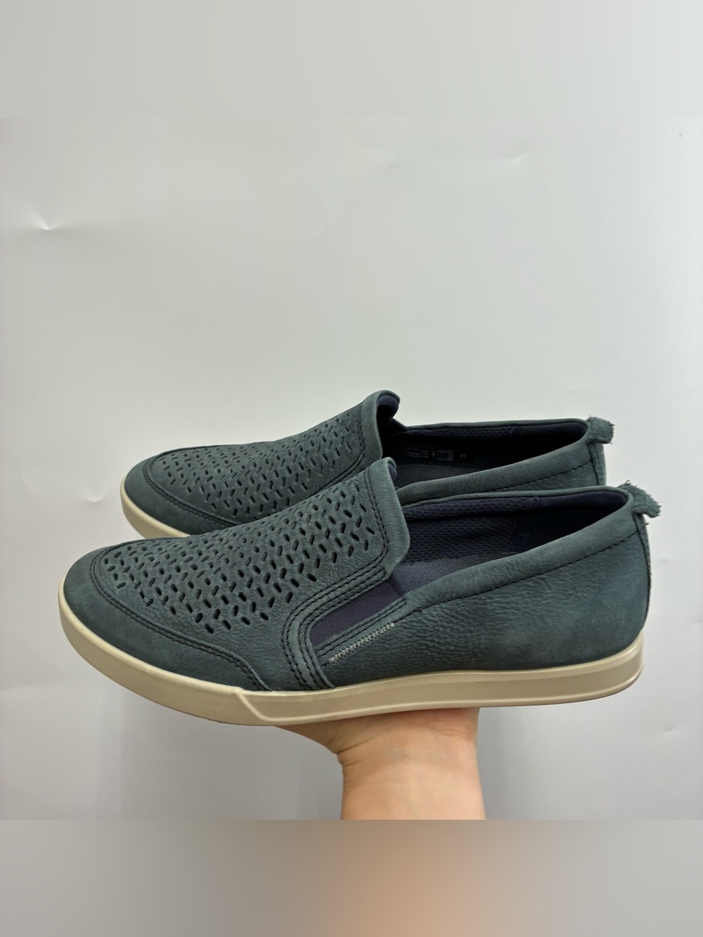 ECCO Collin 2.0 Perforated Slip On Shoes Mens 41 7 Blue Nubuck Comfort Loafers